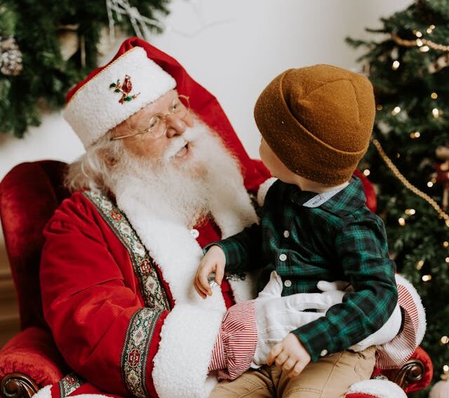 Where to See Santa in the Toledo Area 2025